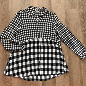Beach Lunch Lounge Large Oversized Gingham Black/White Long Sleeve Button Down